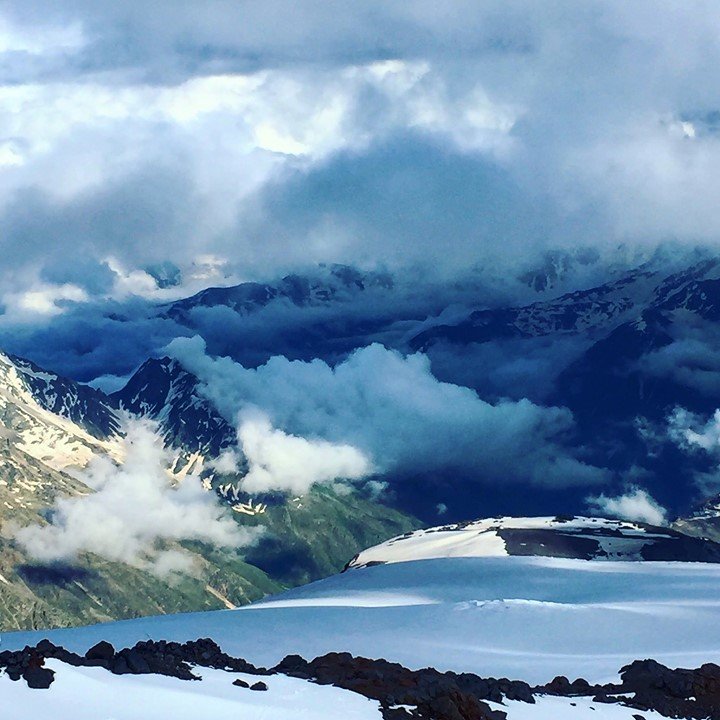 36511236_2157295607646439_20327543384005