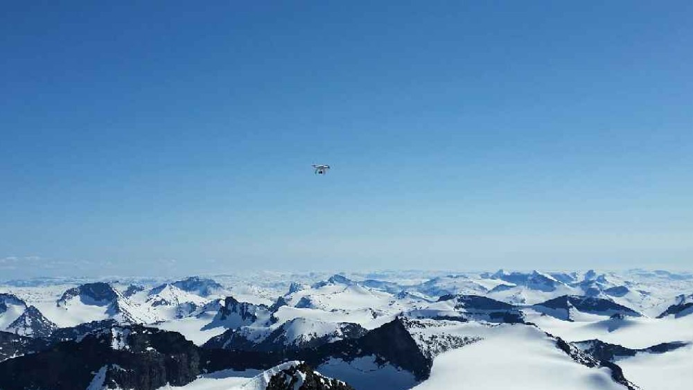 5G8I2ZoVtbn6L4eD-3zYzwffXPpyUJ83my-33M0v