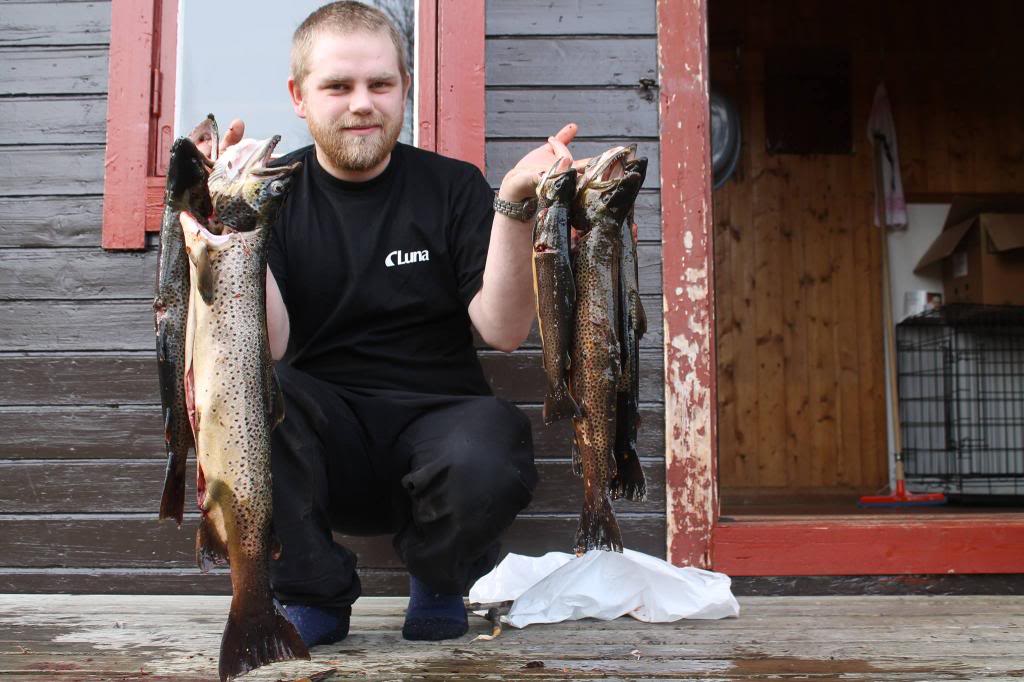 1398642_753907867957847_945022711_o_zps2