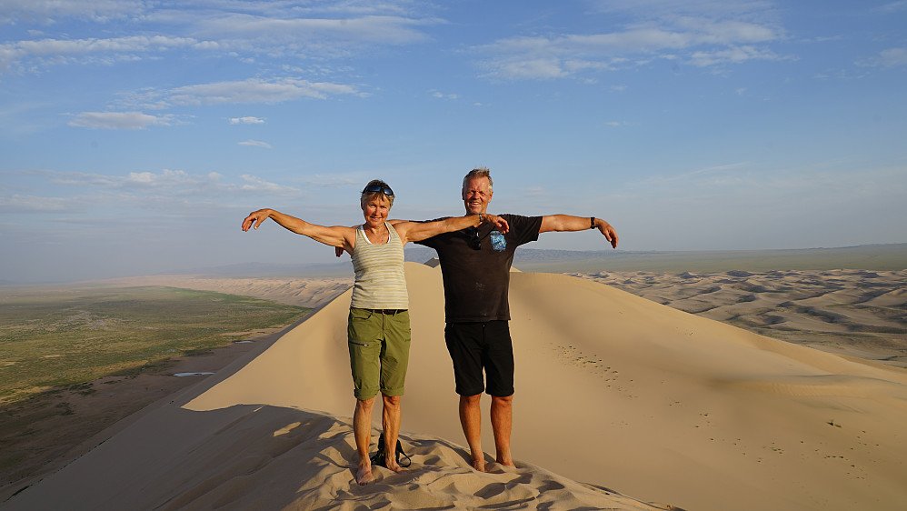 Kondorer på en 200 meter høy sanddyne. 200 høydemeter opp i løs sand var temmelig slitsomt, men gørmorsomt ned igjen.