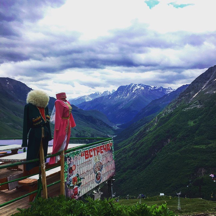 36307602_2157319614310705_39709883393806