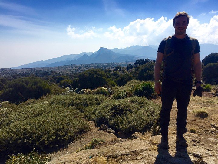 31064264_2045478832161451_37372125736746