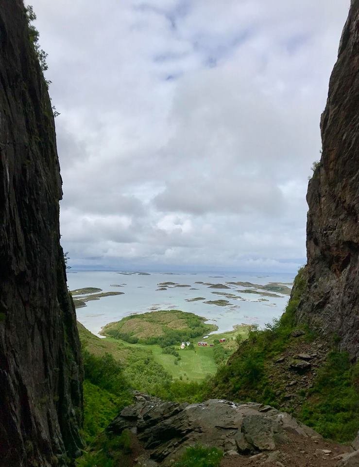 35882086_2110567565898752_37743210610473