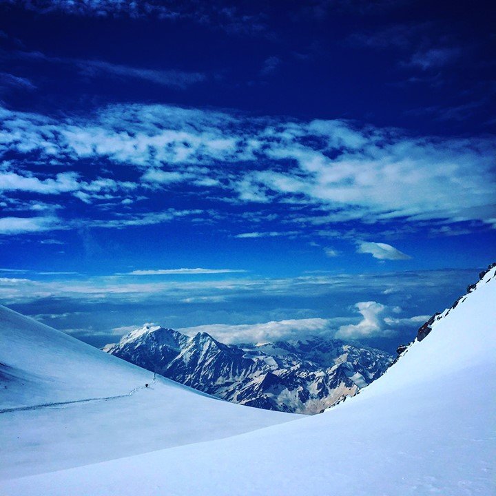 36418845_2156359047740095_10384210995844