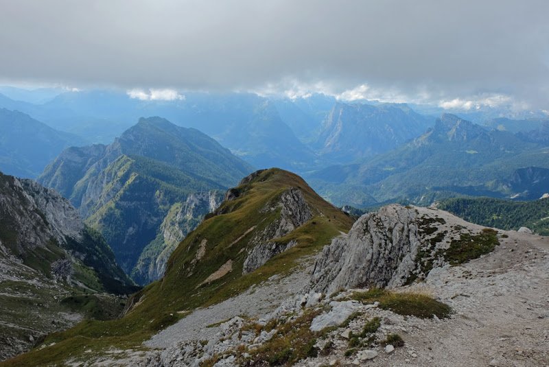 DerTraumpfad_day22_16_Mountains_undernea