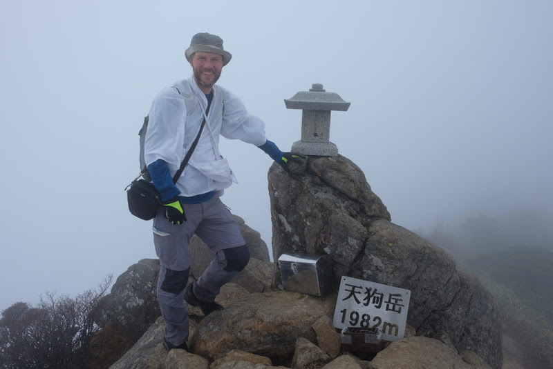 ShikokuHenro_Day35_13_At_the_summit_of_I