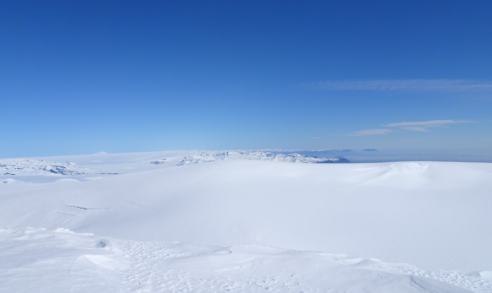 Snæbreid er ikke akkurat noen høydare, men over 2000 meter