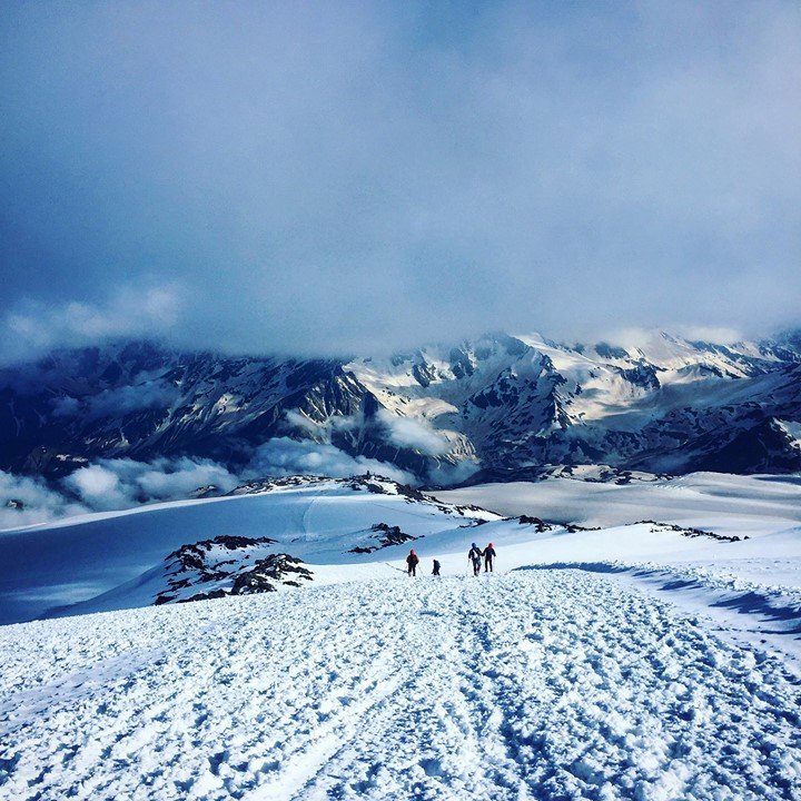 36490152_2157294874313179_13070554082752