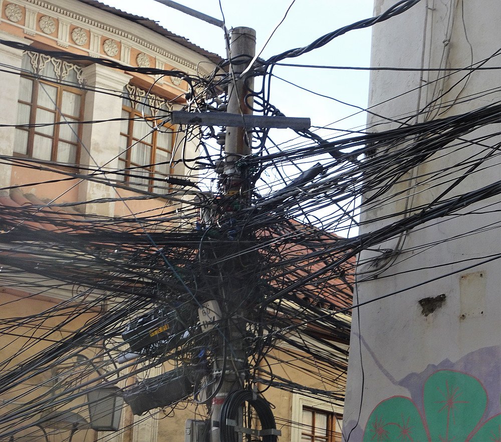 Håper elektrikeren har kontroll her !