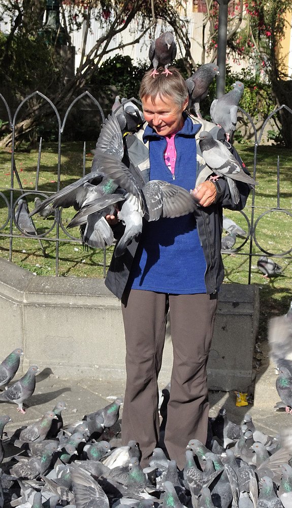 Senora Cucharilla mater duene på torvet i La paz