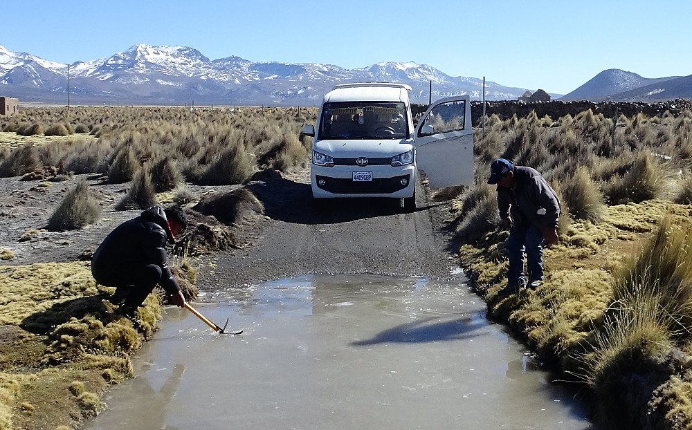 Det meste kan løses med en isøks eller to.