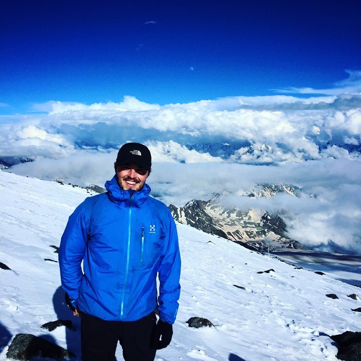 36425021_2157295337646466_46457323444418