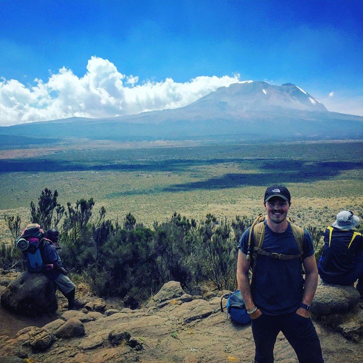 32314125_2077918442250823_46367433816182