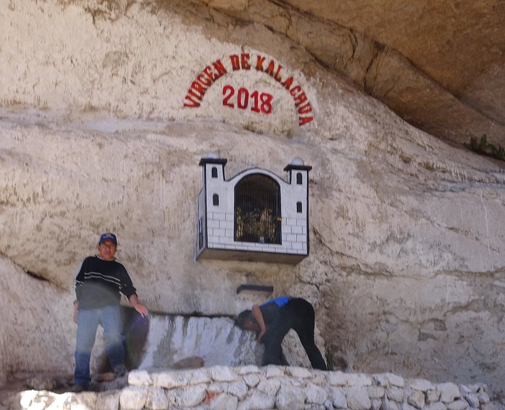 Drikking av kilde som skulle gjøre oss 5 år yngre.