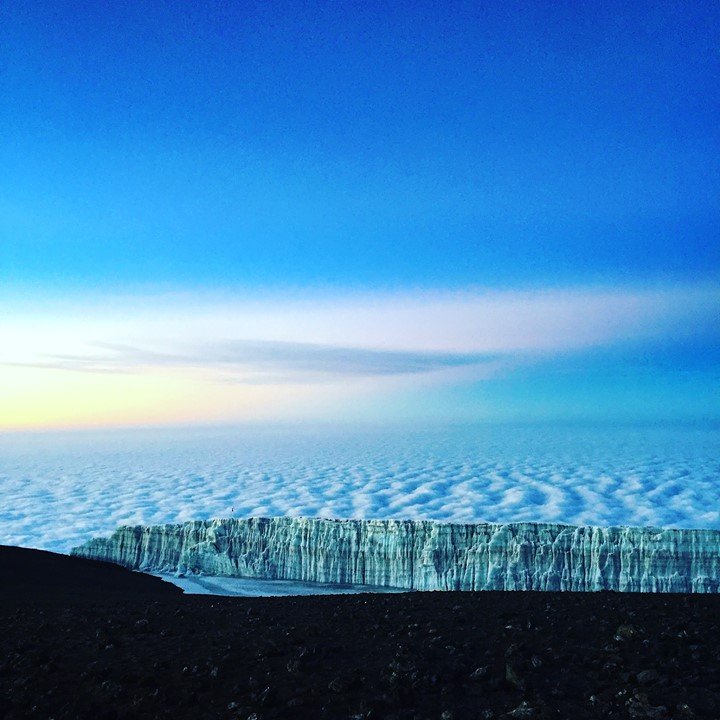 32231696_2077932788916055_26746309086606