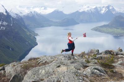 post-16901-0-88036200-1431886953_thumb.j