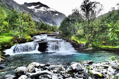 post-10375-0-73018600-1442260562_thumb.j