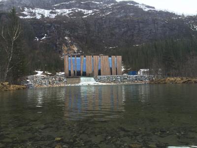 post-9562-0-71234500-1441876021_thumb.jp