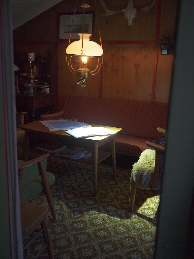 5686b0ae8d003_Hyttebokskriving(P1010402)