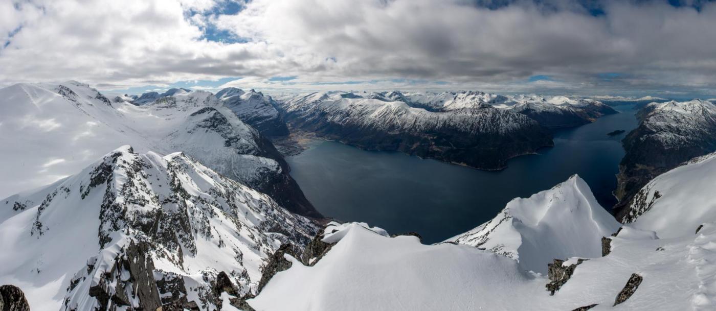 Fulånebba Pano 2x2048.jpg