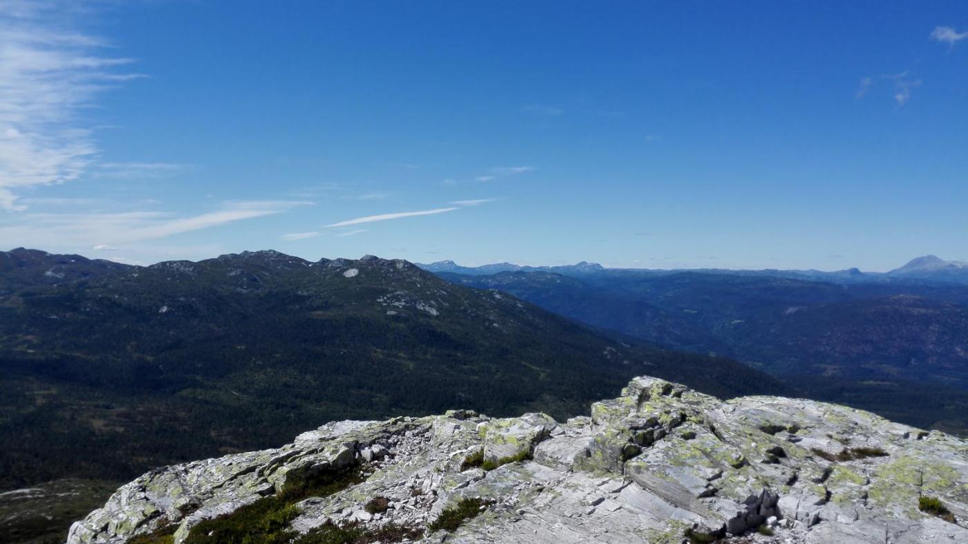 2016-06-19 15.17.50 brattfjell-vindeggen.jpg